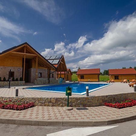 גרבובץ Holiday Park Macola מראה חיצוני תמונה