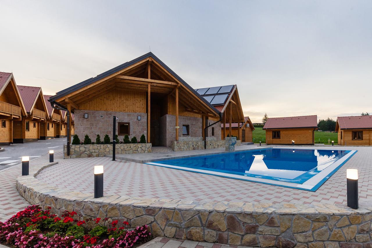 גרבובץ Holiday Park Macola מראה חיצוני תמונה