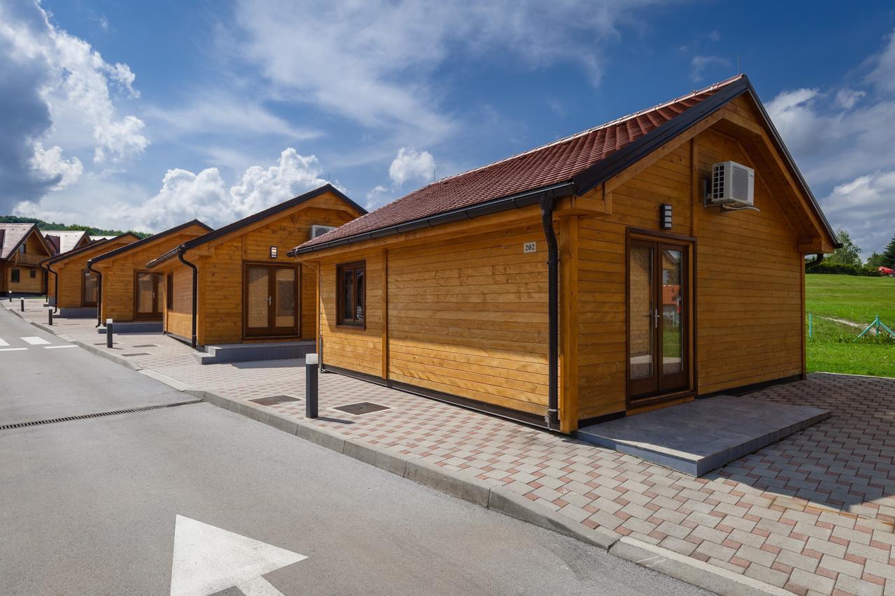 גרבובץ Holiday Park Macola מראה חיצוני תמונה