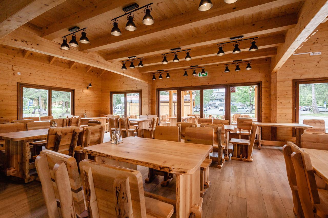 גרבובץ Holiday Park Macola מראה חיצוני תמונה
