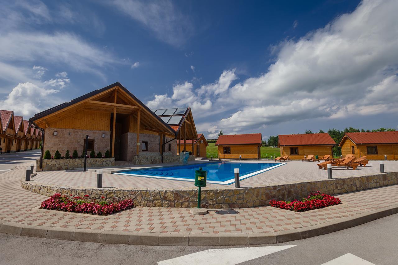 גרבובץ Holiday Park Macola מראה חיצוני תמונה