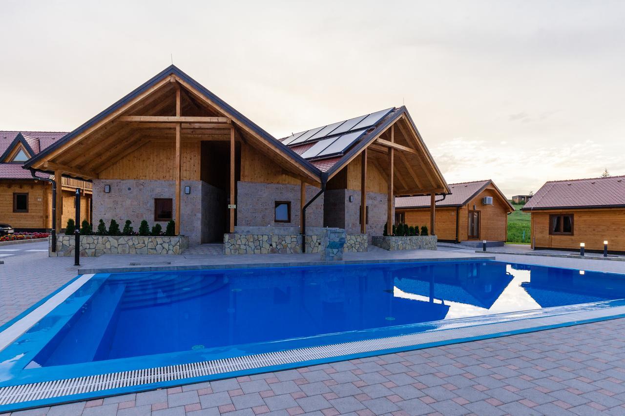 גרבובץ Holiday Park Macola מראה חיצוני תמונה
